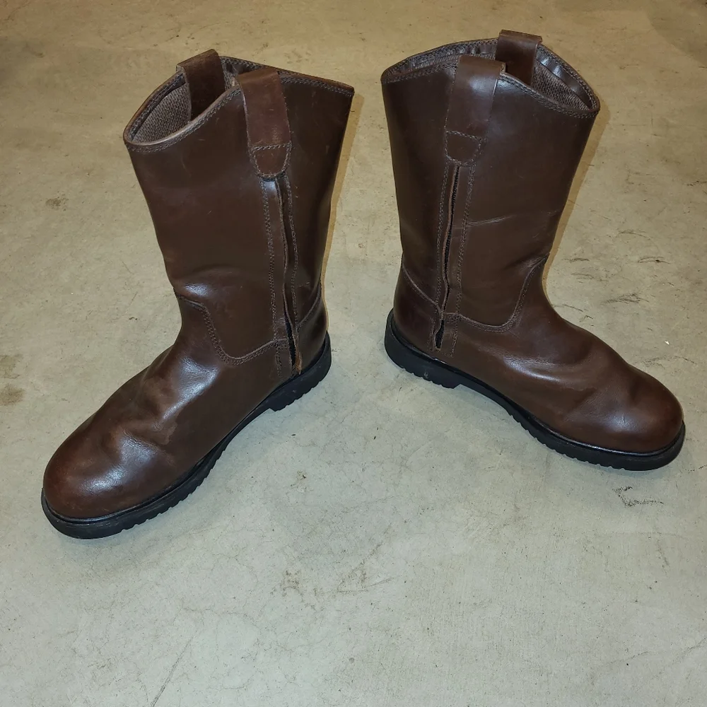 Red Head brown leather zip up boots size 11 W